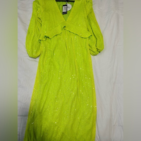 NWT Boohoo sequins maxi - Picture 4 of 4